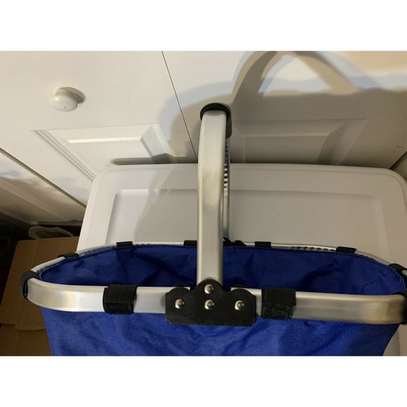 Coushatta Casino Resort Soft‎ Picnic Basket Tote- Lightweight Collapsible Bag - Picture 2 of 5